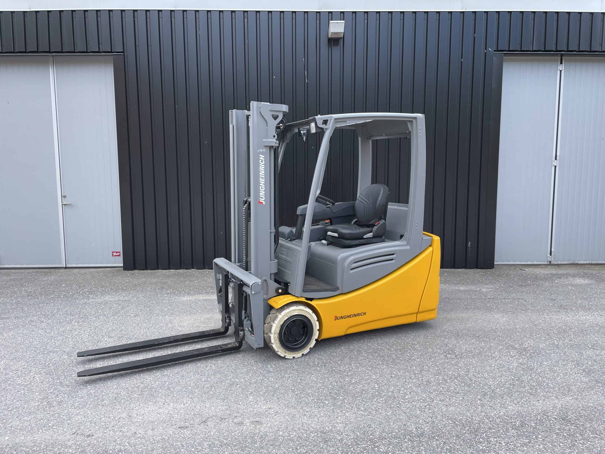 Begagnad motviktstruck 1,8 ton Jungheinrich